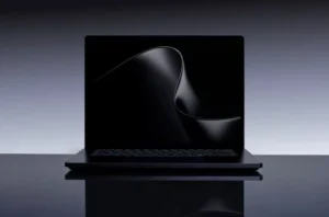 Surface Laptop Ultra1 910x600.jpg