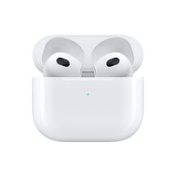 هدفون بلوتوثی اپل مدل AirPods 3 با نویز کنسلینگ میکروفون (ENC)، درگاه شارژ لایتنینگ، دارای سنسور تشخیص پوست و پشتیبانی از فرمان لمسی، مقاوم در برابر رطوبت و عرق